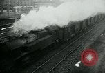 Standbild Streiks Paris Frankreich, 1947, aus Sekunde 34 historischem Filmmaterial Videoclip 65675040649