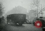Standbild Streiks Paris Frankreich, 1947, aus Sekunde 40 historischem Filmmaterial Videoclip 65675040649