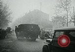 Standbild Streiks Paris Frankreich, 1947, aus Sekunde 41 historischem Filmmaterial Videoclip 65675040649