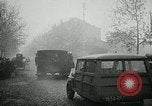 Standbild Streiks Paris Frankreich, 1947, aus Sekunde 42 historischem Filmmaterial Videoclip 65675040649