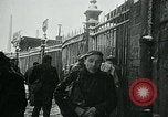 Standbild Streiks Paris Frankreich, 1947, aus Sekunde 52 historischem Filmmaterial Videoclip 65675040649
