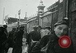 Standbild Streiks Paris Frankreich, 1947, aus Sekunde 53 historischem Filmmaterial Videoclip 65675040649