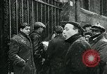 Standbild Streiks Paris Frankreich, 1947, aus Sekunde 57 historischem Filmmaterial Videoclip 65675040649