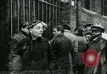 Standbild Streiks Paris Frankreich, 1947, aus Sekunde 58 historischem Filmmaterial Videoclip 65675040649