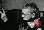 Standbild Opoe Herfst Holland Niederlande, 1947, aus Sekunde 13 historischem Filmmaterial Videoclip 65675040654