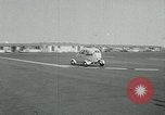 Standbild Moulton Taylor Schwebebahn aerobile Longview Washington USA, 1951, aus Sekunde 26 historischem Filmmaterial Videoclip 65675040659