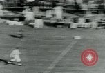 Standbild Fußballspiel United States USA, 1951, aus Sekunde 10 historischem Filmmaterial Videoclip 65675040661