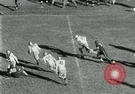 Standbild Fußballspiel United States USA, 1951, aus Sekunde 31 historischem Filmmaterial Videoclip 65675040661