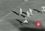 Standbild Fußballspiel United States USA, 1951, aus Sekunde 35 historischem Filmmaterial Videoclip 65675040661