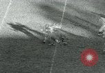 Standbild Fußballspiel United States USA, 1951, aus Sekunde 46 historischem Filmmaterial Videoclip 65675040661