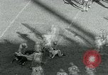 Standbild Fußballspiel United States USA, 1951, aus Sekunde 51 historischem Filmmaterial Videoclip 65675040661