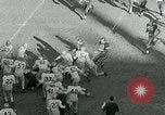 Standbild Fußballspiel United States USA, 1951, aus Sekunde 52 historischem Filmmaterial Videoclip 65675040661