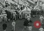 Standbild Fußballspiel United States USA, 1951, aus Sekunde 56 historischem Filmmaterial Videoclip 65675040661