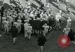 Standbild Fußballspiel United States USA, 1951, aus Sekunde 59 historischem Filmmaterial Videoclip 65675040661