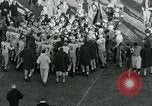 Standbild Fußballspiel United States USA, 1951, aus Sekunde 62 historischem Filmmaterial Videoclip 65675040661