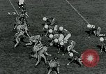 Standbild Fußballspiel College Park Maryland USA, 1951, aus Sekunde 4 historischem Filmmaterial Videoclip 65675040663