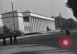 Standbild Deutscher Export Ausstellung bald nach Zweiten Weltkrieg München Deutschland, 1946, aus Sekunde 20 historischem Filmmaterial Videoclip 65675040664