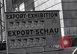 Standbild Deutscher Export Ausstellung bald nach Zweiten Weltkrieg München Deutschland, 1946, aus Sekunde 41 historischem Filmmaterial Videoclip 65675040664