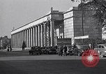 Standbild Deutscher Export Ausstellung bald nach Zweiten Weltkrieg München Deutschland, 1946, aus Sekunde 47 historischem Filmmaterial Videoclip 65675040664