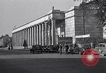 Standbild Deutscher Export Ausstellung bald nach Zweiten Weltkrieg München Deutschland, 1946, aus Sekunde 51 historischem Filmmaterial Videoclip 65675040664