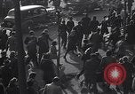 Standbild Eisenhower kommt in München-freimann DP-Camp München Deutschland, 1946, aus Sekunde 6 historischem Filmmaterial Videoclip 65675040668