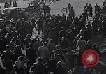 Standbild Eisenhower kommt in München-freimann DP-Camp München Deutschland, 1946, aus Sekunde 10 historischem Filmmaterial Videoclip 65675040668