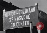 Standbild General Eisenhower an Vertriebene Camp München Deutschland, 1946, aus Sekunde 4 historischem Filmmaterial Videoclip 65675040669