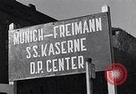 Standbild General Eisenhower an Vertriebene Camp München Deutschland, 1946, aus Sekunde 11 historischem Filmmaterial Videoclip 65675040669