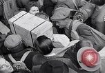 Standbild deutsche Volk München Deutschland, 1945, aus Sekunde 5 historischem Filmmaterial Videoclip 65675040674