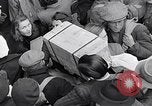Standbild deutsche Volk München Deutschland, 1945, aus Sekunde 8 historischem Filmmaterial Videoclip 65675040674