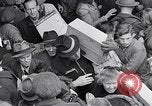 Standbild deutsche Volk München Deutschland, 1945, aus Sekunde 28 historischem Filmmaterial Videoclip 65675040674