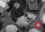 Standbild deutsche Volk München Deutschland, 1945, aus Sekunde 36 historischem Filmmaterial Videoclip 65675040674