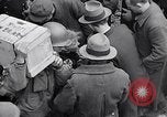 Standbild deutsche Volk München Deutschland, 1945, aus Sekunde 52 historischem Filmmaterial Videoclip 65675040674