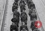 Immagine di Prigionieri tedeschi Monaco di Baviera Germania, 1945, secondo 34 filmato di repertorio 65675040677