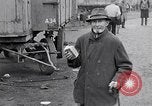 Standbild deutsche Volk München Deutschland, 1945, aus Sekunde 7 historischem Filmmaterial Videoclip 65675040679