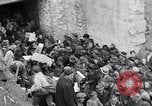 Standbild deutsche Volk München Deutschland, 1945, aus Sekunde 25 historischem Filmmaterial Videoclip 65675040679