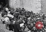 Standbild deutsche Volk München Deutschland, 1945, aus Sekunde 26 historischem Filmmaterial Videoclip 65675040679