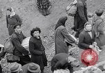 Standbild deutsche Volk München Deutschland, 1945, aus Sekunde 45 historischem Filmmaterial Videoclip 65675040679