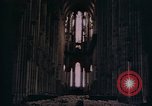 Standbild Bombe beschädigt Köln Deutschland, 1945, aus Sekunde 21 historischem Filmmaterial Videoclip 65675040691