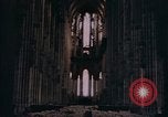 Standbild Bombe beschädigt Köln Deutschland, 1945, aus Sekunde 33 historischem Filmmaterial Videoclip 65675040691