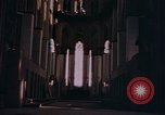 Standbild Bombe beschädigt Köln Deutschland, 1945, aus Sekunde 59 historischem Filmmaterial Videoclip 65675040691
