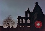 Standbild Bombe beschädigt Köln Deutschland, 1945, aus Sekunde 60 historischem Filmmaterial Videoclip 65675040692