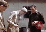 Standbild Moosburg Kriegsgefangenschaft befreiten Häftlingen Moosburg Deutschland, 1945, aus Sekunde 37 historischem Filmmaterial Videoclip 65675040694