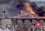 Immagine di Liberati i prigionieri da Moosburg Moosburg Germania, 1945, secondo 5 filmato di repertorio 65675040695