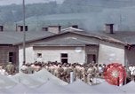 Immagine di Liberati i prigionieri da Moosburg Moosburg Germania, 1945, secondo 20 filmato di repertorio 65675040695