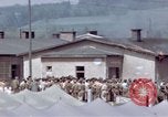 Immagine di Liberati i prigionieri da Moosburg Moosburg Germania, 1945, secondo 21 filmato di repertorio 65675040695