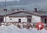 Immagine di Liberati i prigionieri da Moosburg Moosburg Germania, 1945, secondo 23 filmato di repertorio 65675040695