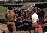 Immagine di Stati Uniti Esercito degli aeromobili meccanica Germania, 1945, secondo 9 filmato di repertorio 65675040696