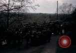Immagine di Militare europea prigionieri liberati in Germania Germania, 1945, secondo 28 filmato di repertorio 65675040697