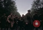 Immagine di Militare europea prigionieri liberati in Germania Germania, 1945, secondo 52 filmato di repertorio 65675040697